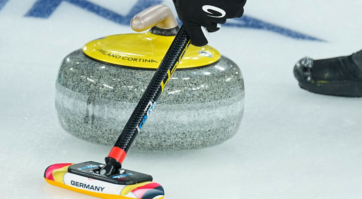 JO CORTINA MILANO 2026 Cum se fac pietrele pentru curling şi cât costă o singură bucată. Prețul e imens şi există un singur producător autorizat în întreaga lume
