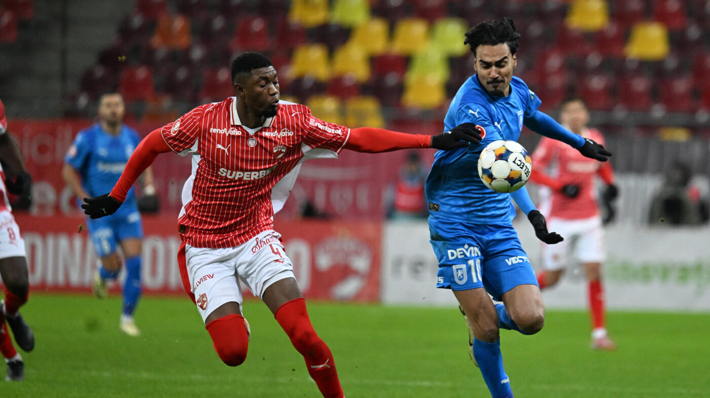 Dinamo – Universitatea Craiova 1-1, în etapa 26 din Superliga. Echipa olteană rămâne lider, iar „câinii” pe locul 3. Între ele este Rapid