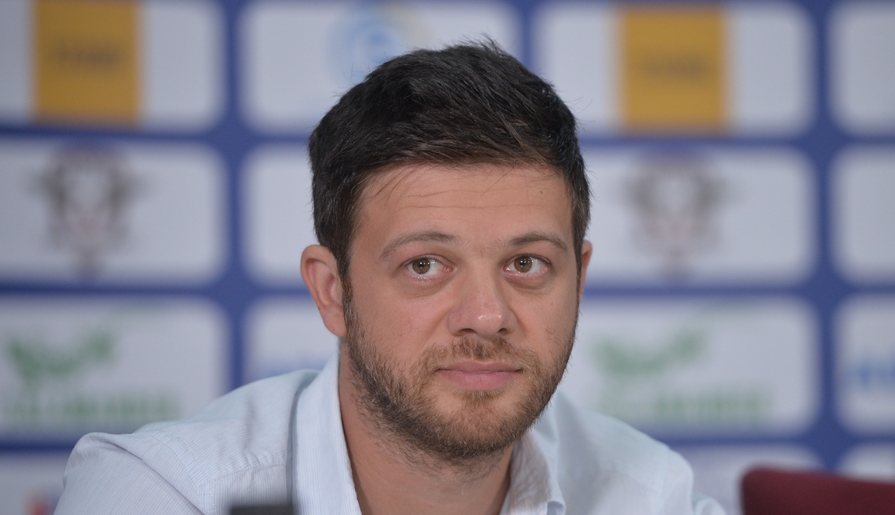 E război pe față! Angelescu a sărit la gâtul lui Radu Petrescu și l-a acuzat că a greșit cu intenție: „Se vrea FCSB în play-off!”