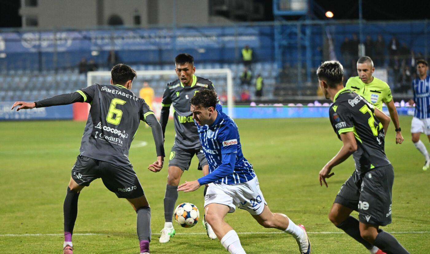 LIVE FC Argeș – Farul 0-0 Live Text Online în etapa 28 din Superliga. Primă repriză cu discuții mari din cauza arbitrajului prestat de Kovacs. Pauză la Mioveni