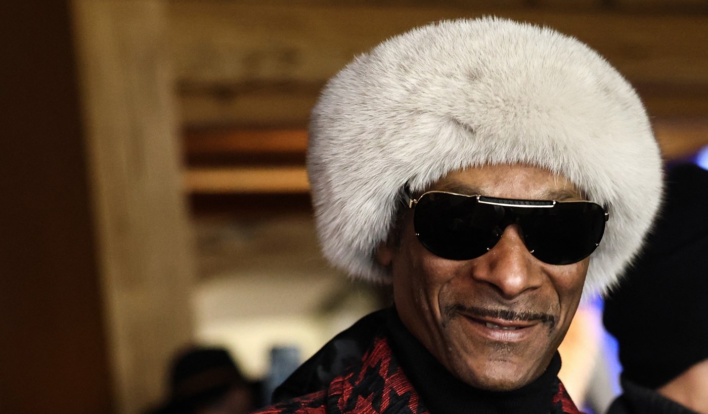 JO CORTINA MILANO 2026 Fabulos! Snoop Dogg, cu steagul României alături de „tricolori” la Jocurile Olimpice Milano Cortina 2026