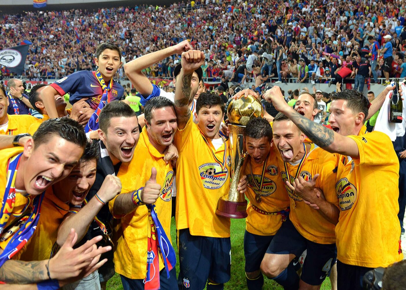 Fotbalistul cu două titluri de campion cu FCSB, printre cei vizați de perchezițiile legate de mafia pariurilor!