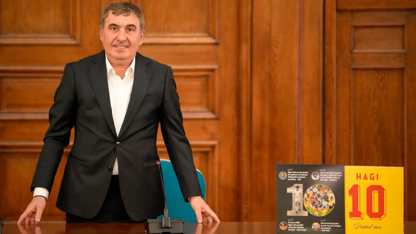 Gică Hagi a împlinit 61 de ani. „Regele” rămâne punctul de referință al fotbalului din România, cu o carieră strălucitoare