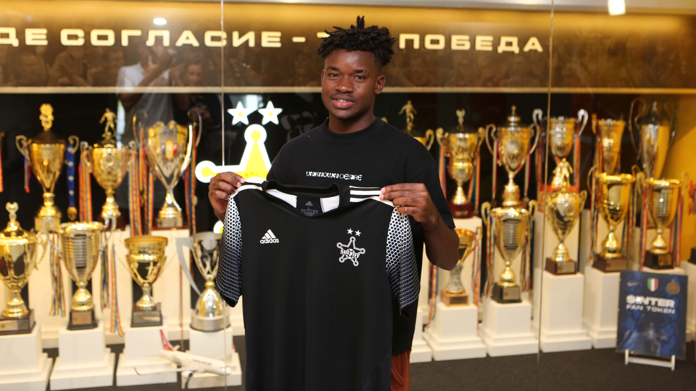 Un nigerian fost la Sheriff Tiraspol și ultima dată la o echipă din Tunisia, noul experiment african al Corvinului!