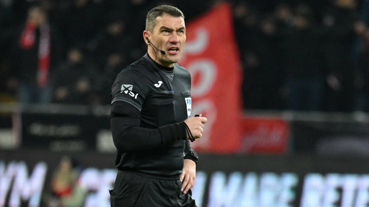 Scandal uriaș la FC Argeș – Farul! Bogdan Andone s-a luat la ceartă cu Istvan Kovacs și a fost eliminat: „Tu nu ai voie să vorbești!”