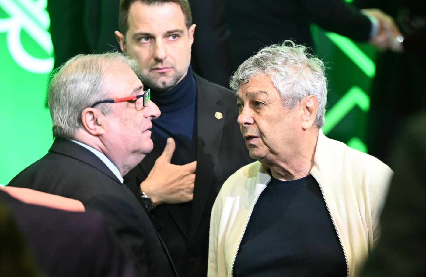Mihai-Stoichita-anunt-bomba-despre-Mircea-Lucescu-si-despre-sansele-ca-el-sa-fie-selectionerul-interimar-al-Romaniei-in-Turcia-scaled-e1771608146433-1400x910.jpg