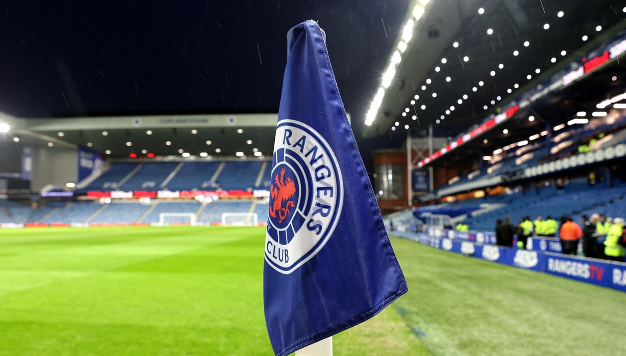 Orgiile-de-la-fostul-club-al-lui-Ianis-Hagi.-Fotbalistii-lui-Rangers-inchiriau-camere-de-hotel-pentru-fizioterapie-dar-le-foloseau-pentru-intalniri-amoroase.jpg