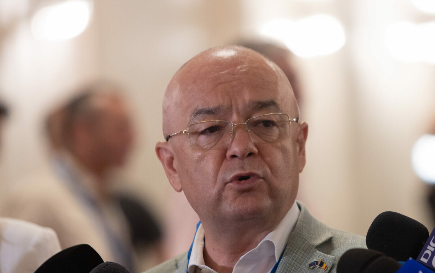 EXCLUSIV Primarul Emil Boc, fericire maximă după ce U Cluj a ajuns în play-off. Ce mesaj i-a dat lui Bergodi și pe cine alege între FCSB și CFR