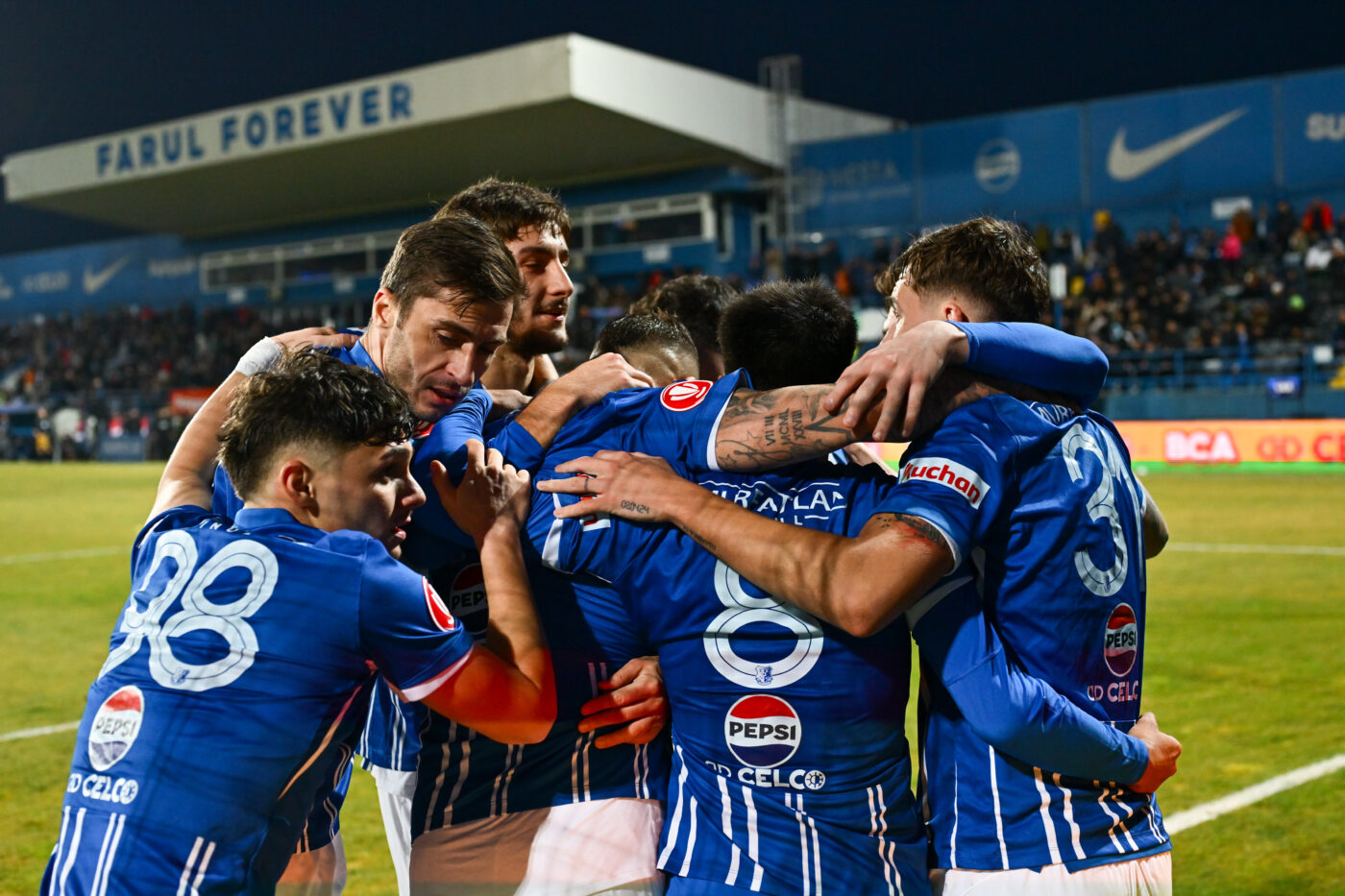 CRONICĂ Rapid, greșeli fără sfârșit! Ianis Zicu l-a depășit total pe Costel Gâlcă: unii cu Vînă, alții fără