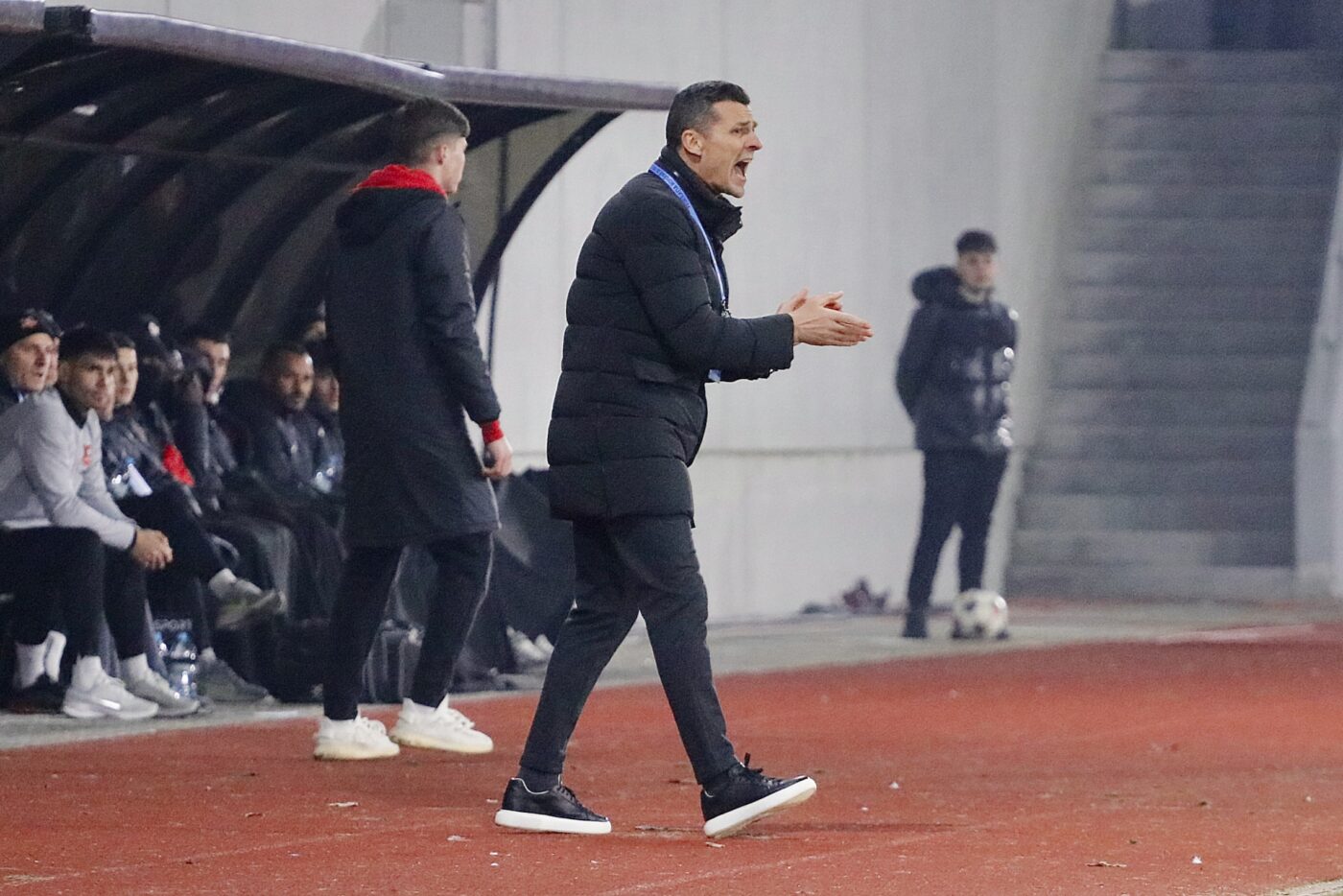 Reacția de mare antrenor a lui Costel Gâlcă după penalty-ul ratat de Alex Dobre în Hermannstadt – Rapid 0-3