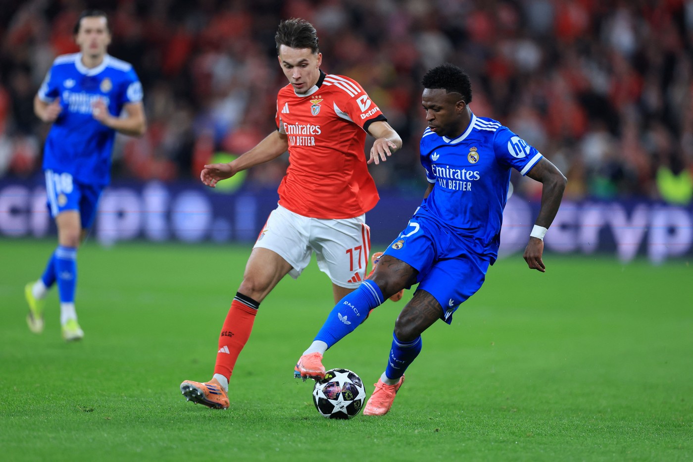 Real Madrid câștigă la limită cu Benfica, PSG face o remontada de zile mari cu Monaco! Vezi aici toate rezultatele serii din play