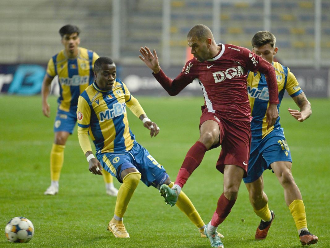 EXCLUSIV Adevărul despre negocierile cu privire la plecarea lui Slimani de la CFR Cluj