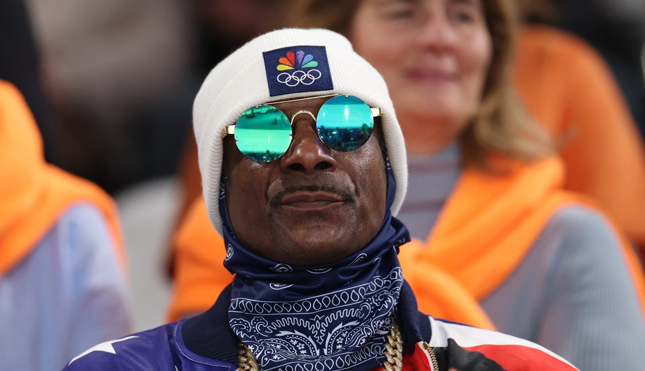 Snoop Dogg a comandat aripioare de pui şi cartofi prăjiți, dar nu i-a mers cardul şi n-a putut plăti! Ce gest a făcut a doua zi pentru proprietari şi copiii acestora pentru că l-au lăsat să mănânce gratis