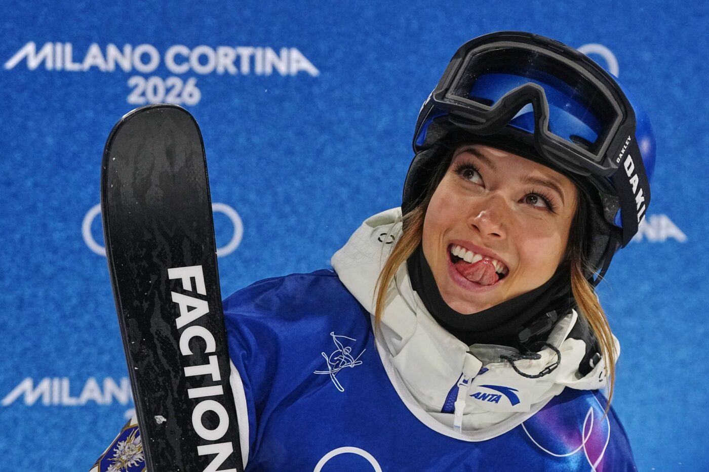 Sportiva pe care americanii o consideră o trădătoare l-a pus la punct pe jurnalist. Întrebarea care a enervat-o