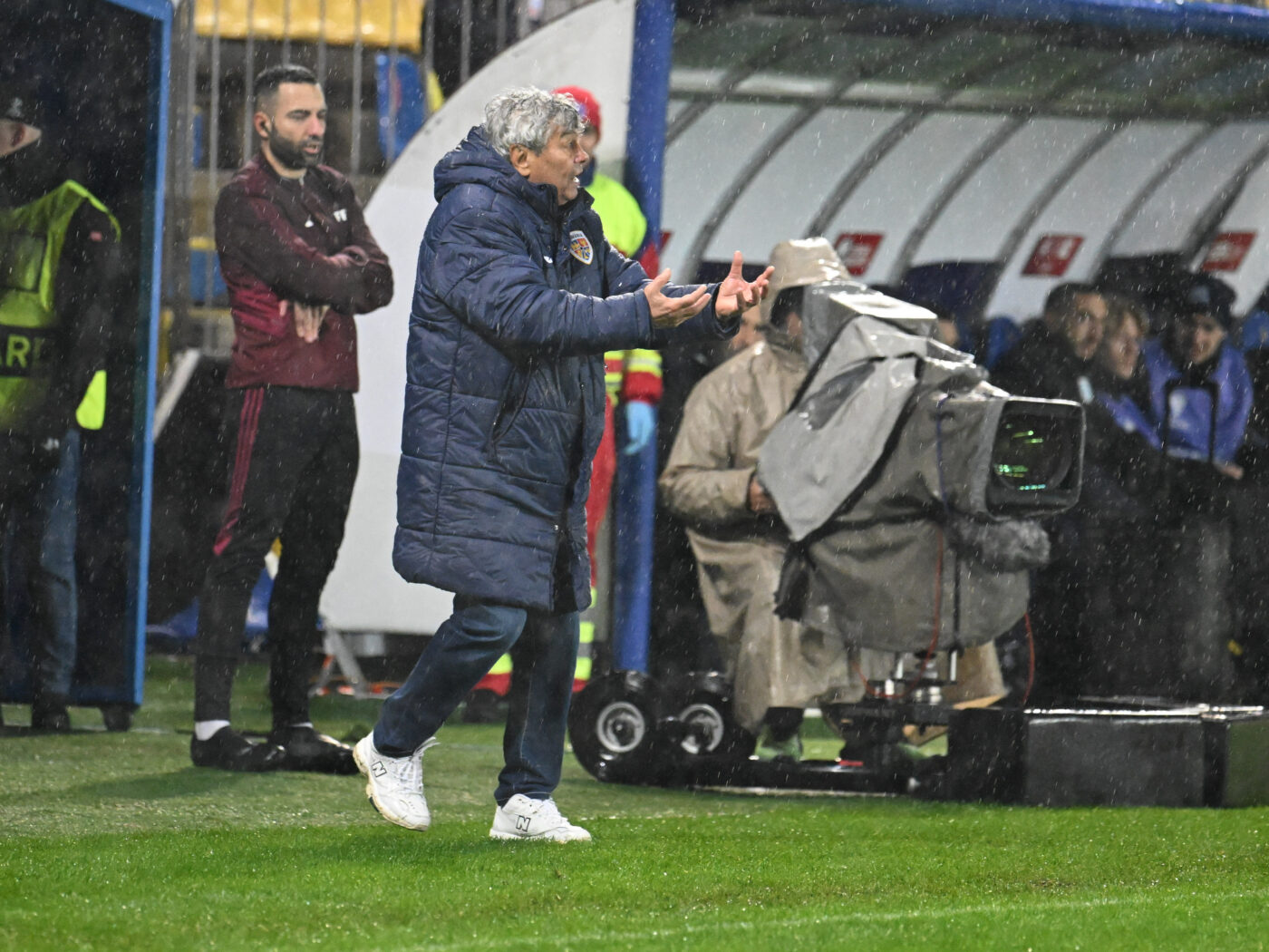 EXCLUSIV Variantă surprinzătoare pentru Mircea Lucescu! I-a fost propus selecționerului, pe modelul Alex Chipciu: „E un exemplu!”