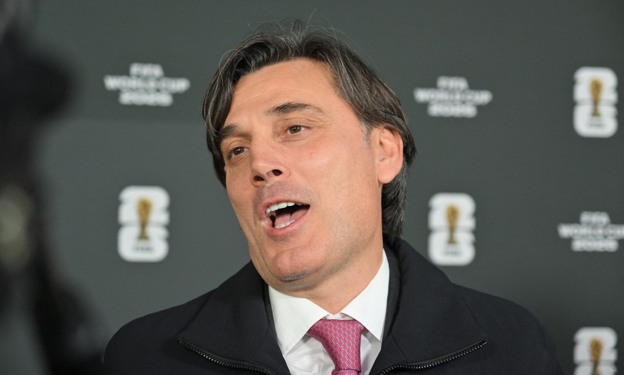Turcia va juca fără atacant în meciul cu România! Montella a decis echipa de start într-un sistem 4-6-0