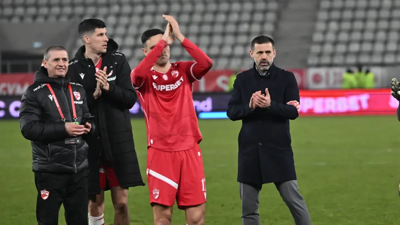 EXCLUSIV Zeljko Kopic l-a lăsat acasă pe Stipe Perica. Șefii lui Dinamo speră să-l vândă zilele viitoare, însă atacantul a refuzat mai multe oferte. „Câștiga mai bine și nu a vrut să plece”