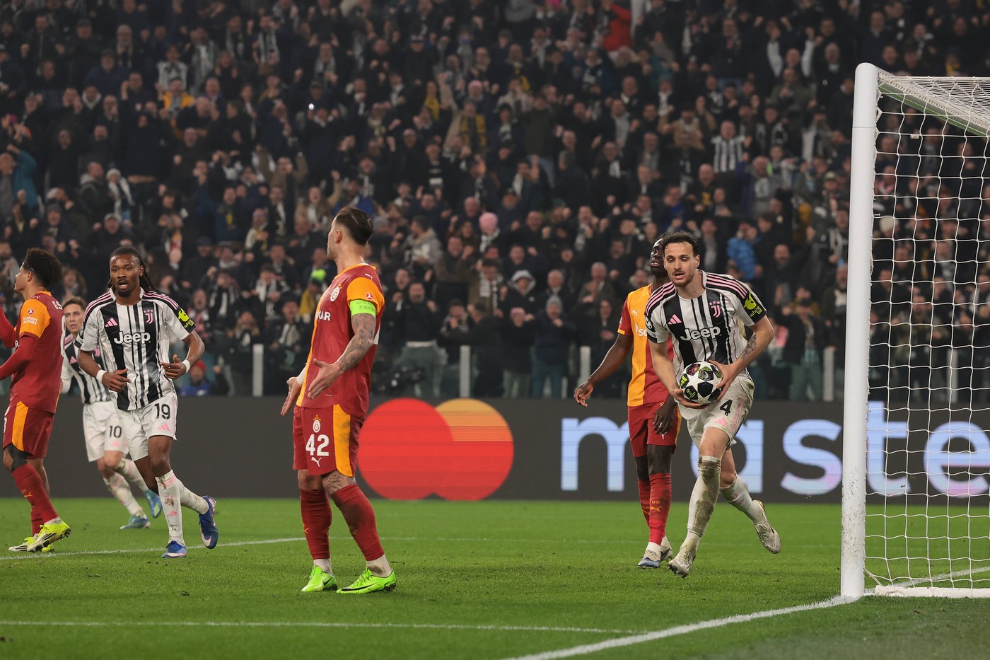 Real Madrid și PSG s-au calificat în optimile Champions League. Juventus Torino, eliminată dramatic