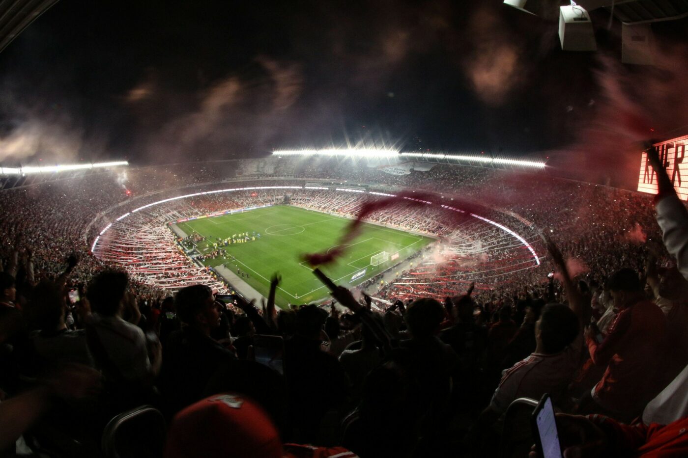 Au obținut aproape 100.000.000 de euro pentru a transforma stadionul din oraș în cel mai mare
