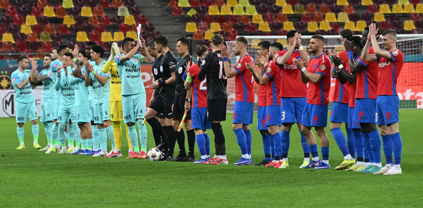 Decizie-neasteptata-la-pauza-meciului-FCSB-UTA-Atacantul-convocat-pentru-barajul-cu-Turcia-inlocuit-la-0-0-1400x687.jpg