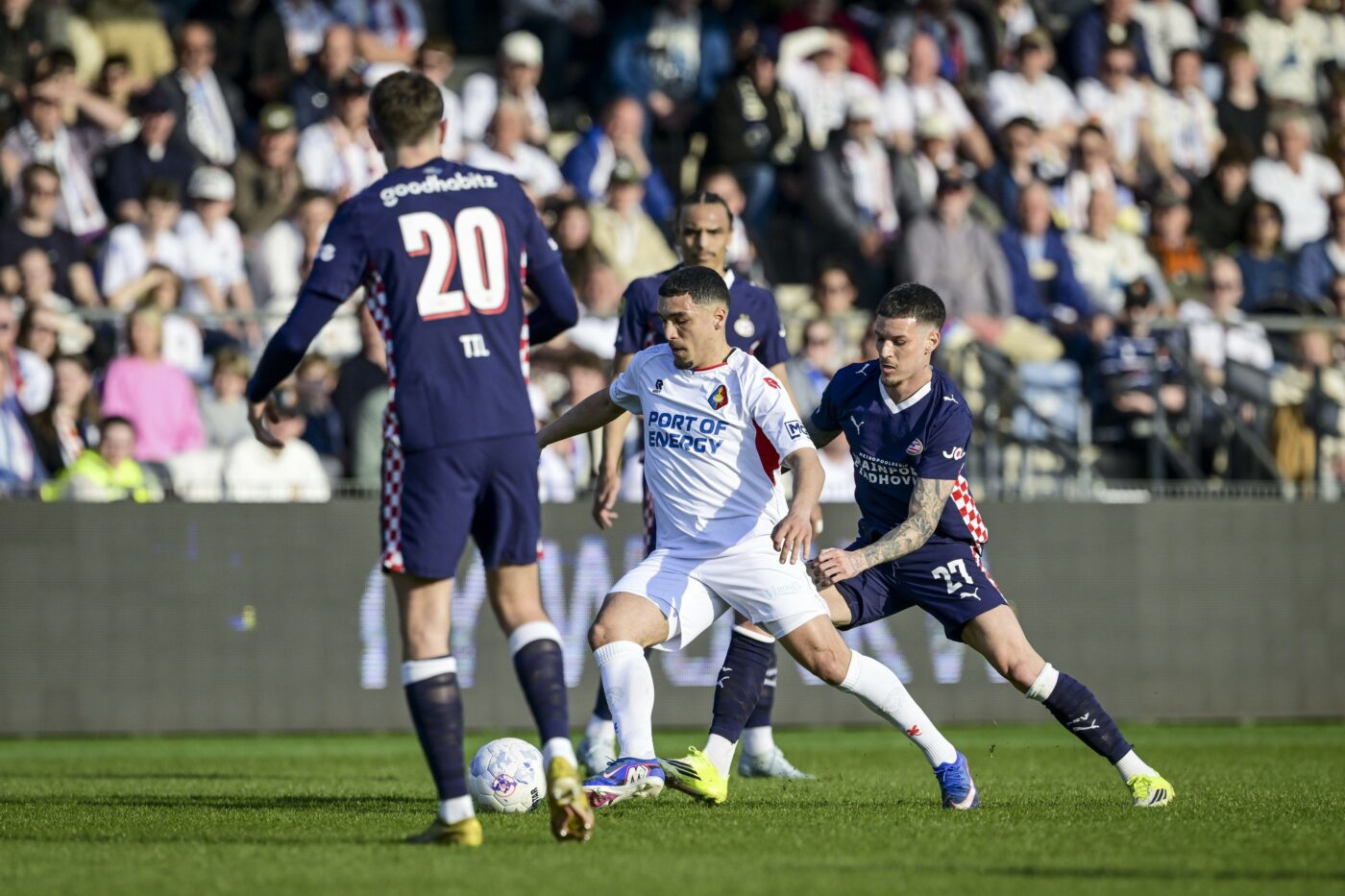 În picaj! Nota primită de Dennis Man după ce a fost schimbat la pauza meciului Telstar – PSV