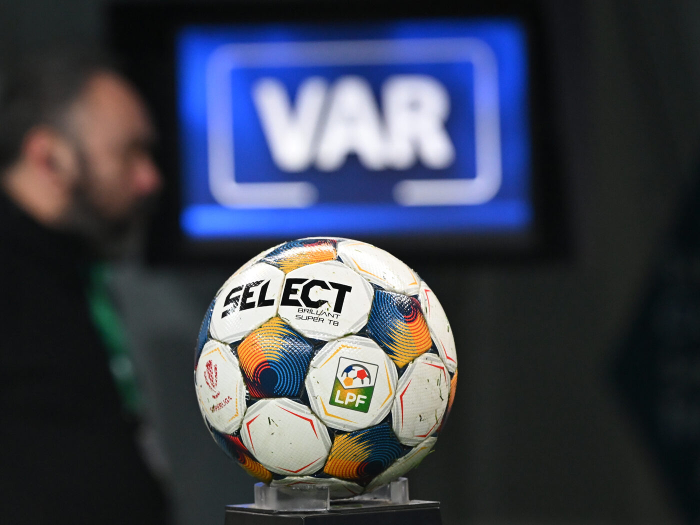 LPF a doborât recordul! A schimbat iar programul Superligii: când se joacă Rapid – Dinamo și când revine Rădoi la FCSB