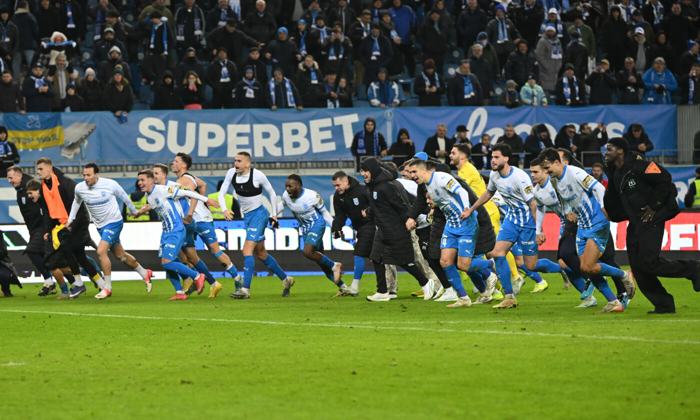 SPECIAL Plecat dintr-o familie cu 7 copii din portul care a trimis 62.000 de sclavi spre Europa, a ajuns jucătorul etapei în play-off Superliga după ce a străbătut Florida, California, Texas și… Danemarca!