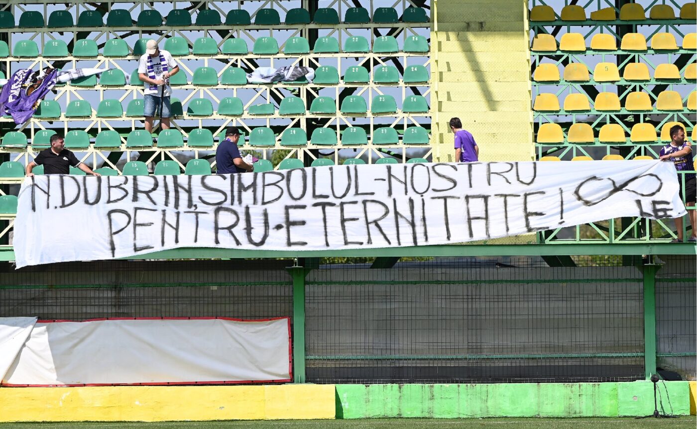 Sorin Cârțu a ales cei mai buni 5 fotbaliști români din toate timpurile și l-a exclus pe Nicolae Dobrin! Are 4 olteni și un stelist!