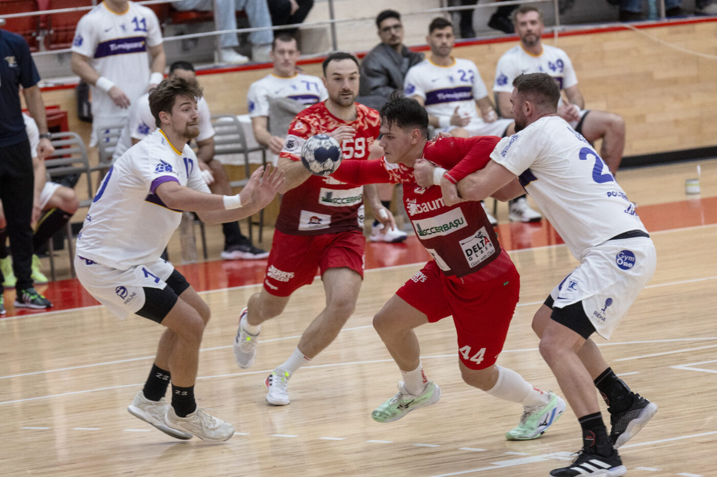 Suma-cu-care-SCM-Poli-Timisoara-a-castigat-organizarea-turneului-Final-Four-al-Cupei-Romaniei-la-handbal-masculin-1400x933.jpg