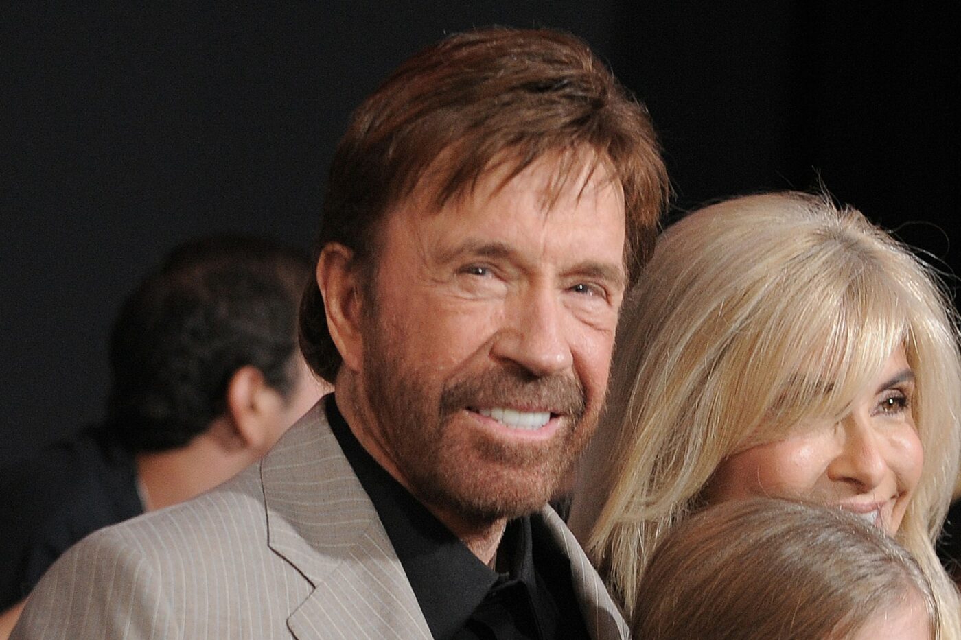 Top 10 cele mai bune glume cu Chuck Norris. Campionul de karate a atins un nivel legendar