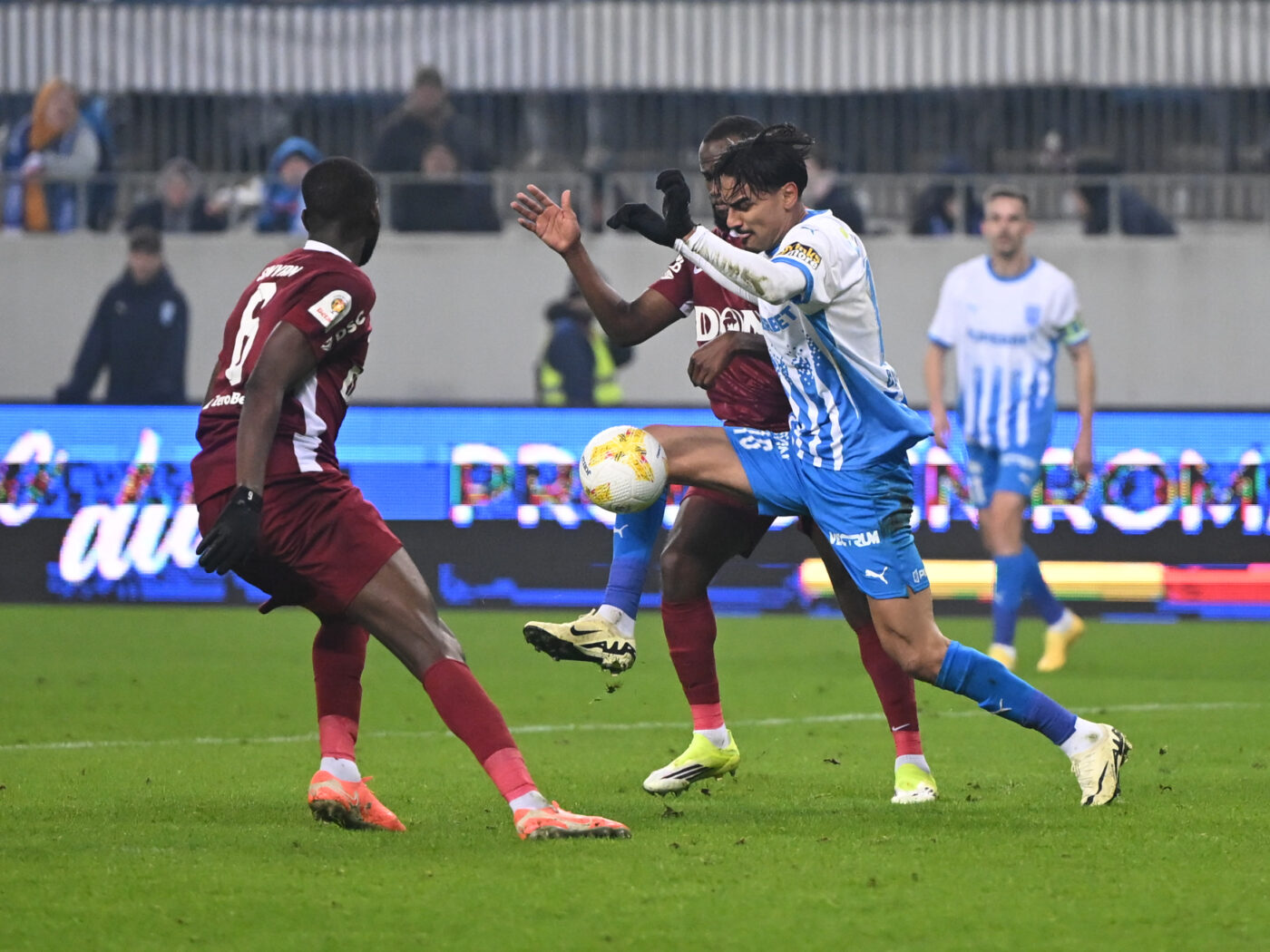 LIVE Universitatea Craiova – CFR Cluj 2-1 Live Text Online, în „sferturile” Cupei României. Gol Crețu! Oltenii sunt cu un picior în semifinale