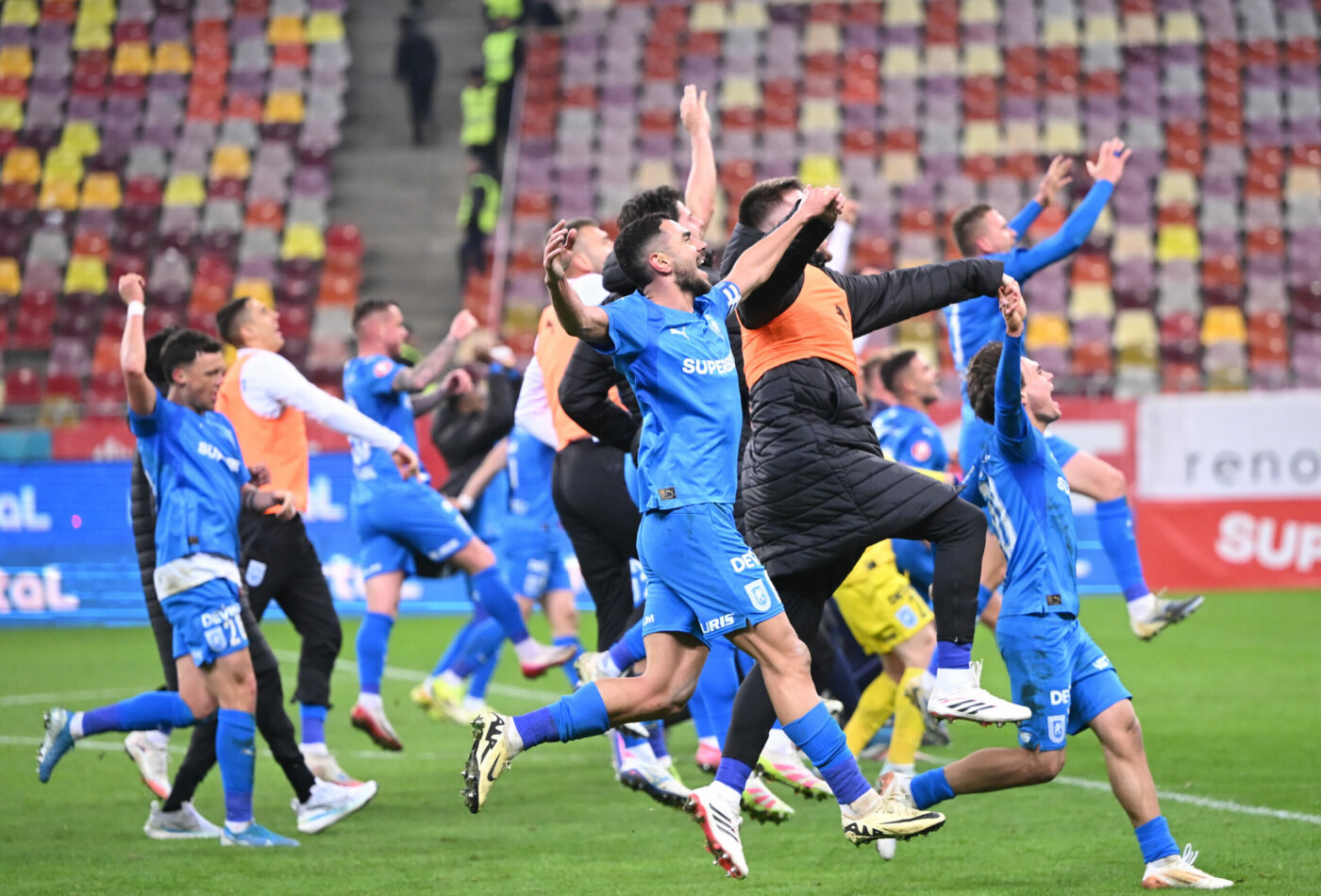 Universitatea Craiova își face o nouă echipă: „Primul club de tradiţie din România care va activa şi aici”