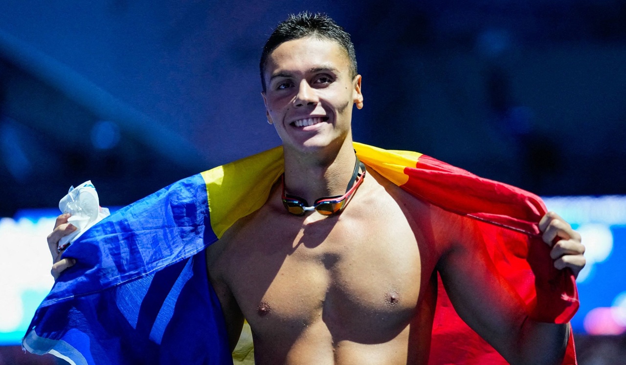 David Popovici e un pachet de muşchi. Imaginea din sala de forță cu care a făcut senzație campionul olimpic
