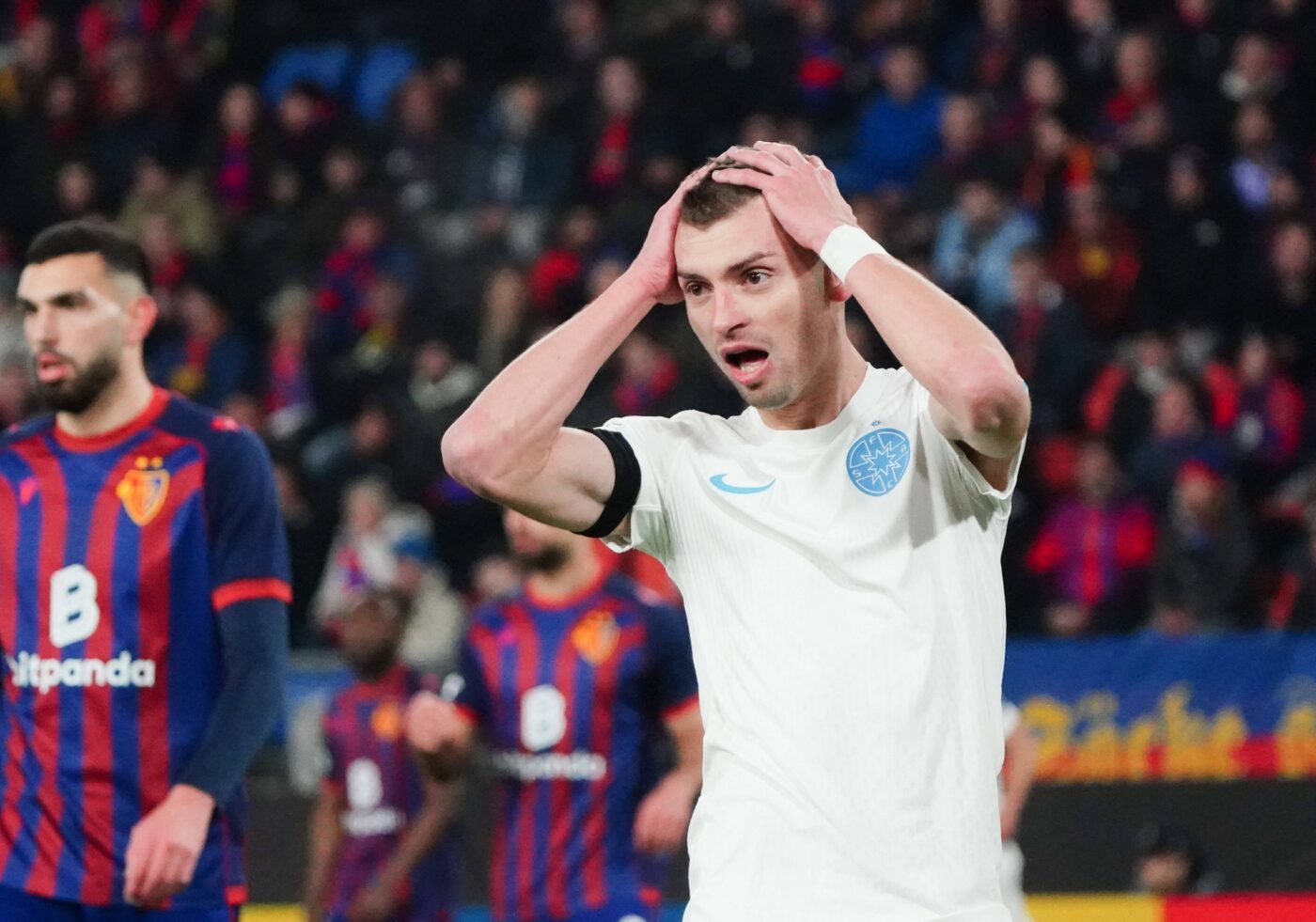 Florin Tănase a răbufnit și i-a dat un mesaj șefului său de la FCSB: „Nebuni de oameni!”