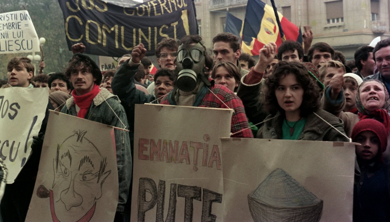 Cu cât vindeau fotbaliştii români săpunurile de contrabandă