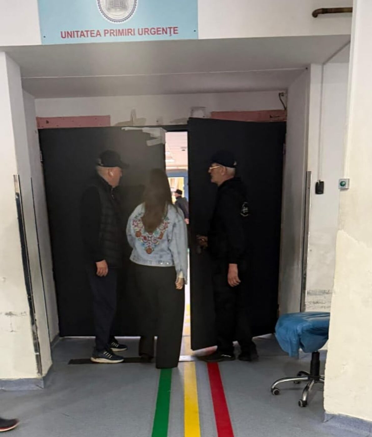 VIDEO Imagini de la spitalul unde e internat Mircea Lucescu. Nepoții au ajuns de urgență