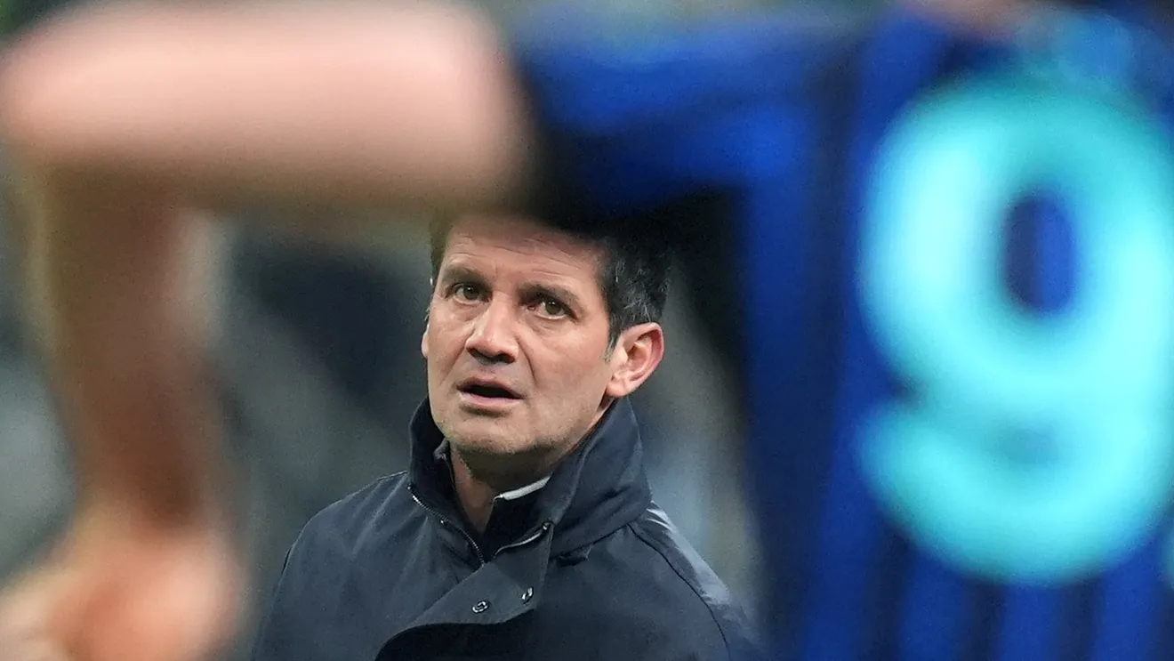 MERCATO Lovitură pentru Cristi Chivu! „Stânca” din apărarea lui Inter i-a spus „DA” Barcelonei
