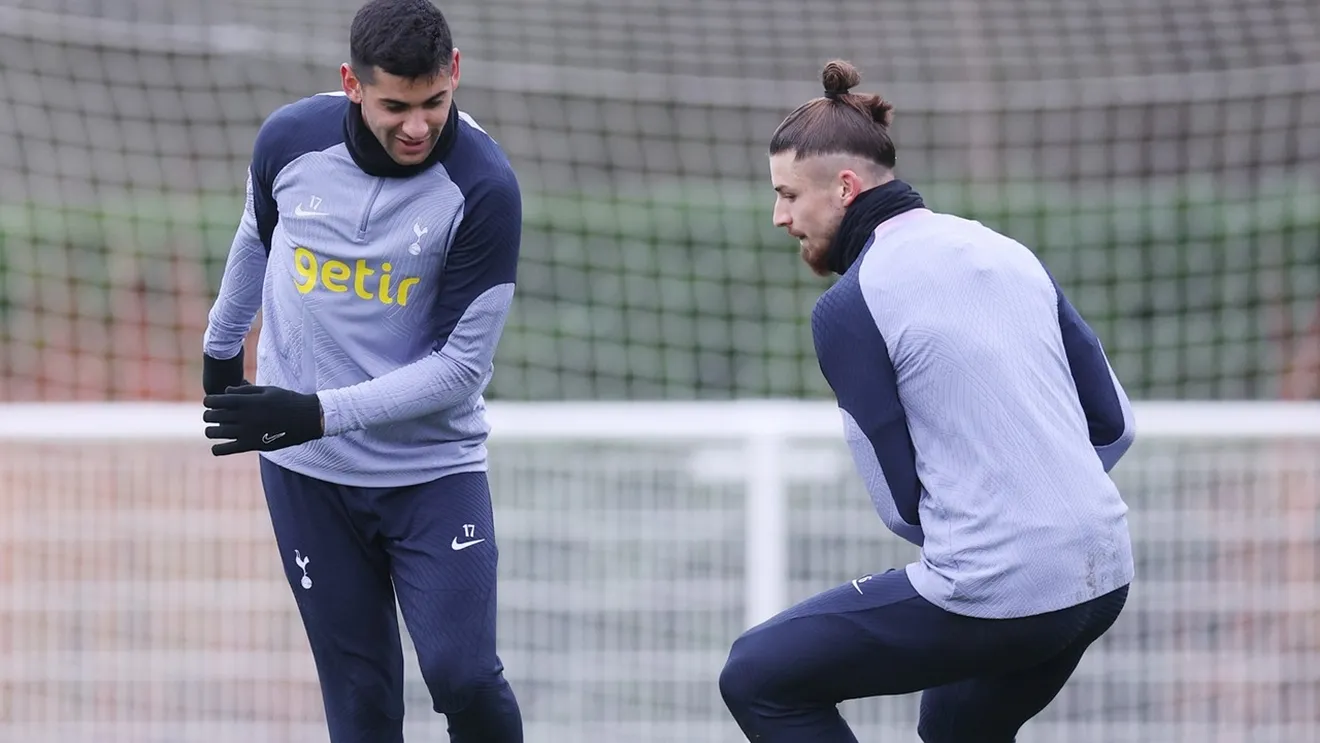 Ce loc ocupă Radu Drăgușin în topul celor 51 de transferuri de la plecarea lui Pochettino, în 2019, făcut de britanici