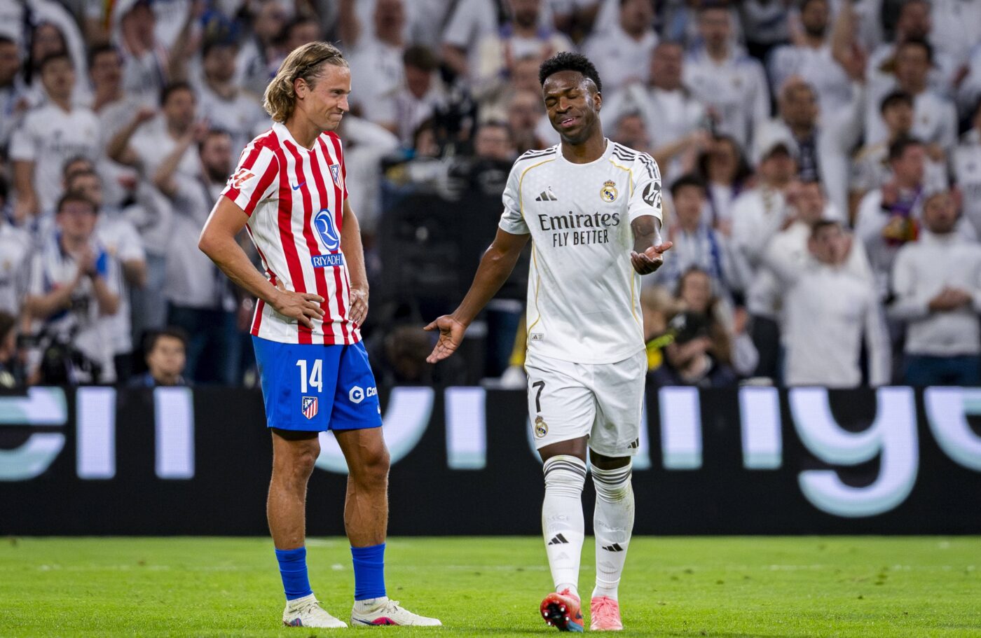 MERCATO Real Madrid vrea să-l aducă pe „dușmanul” lui Vinicius Junior, iar brazilianul s-a săturat și amenință cu plecarea!