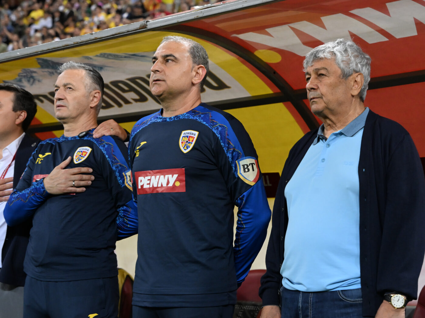 Secundul lui Nicolo Napoli și un asistent de meserie vor conduce echipa națională