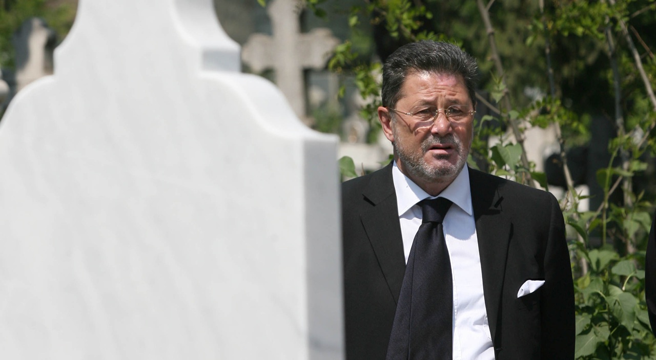 S-A STINS IL LUCE Cornel Dinu, dezvăluire despre Mircea Lucescu: „Pasiunea ucide! Nu s-a dus să se trateze pentru România”