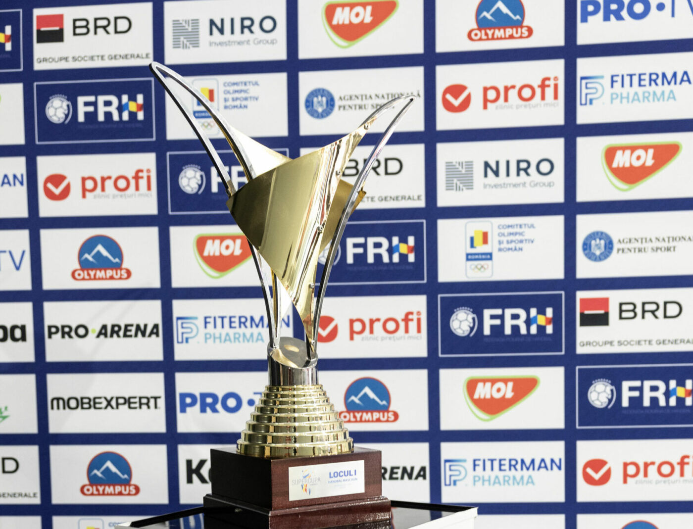 Biletele la Final Four-ul Cupei României la handbal masculin, promovate haotic și aproape pe șest! Confuzii printre iubitorii de handbal