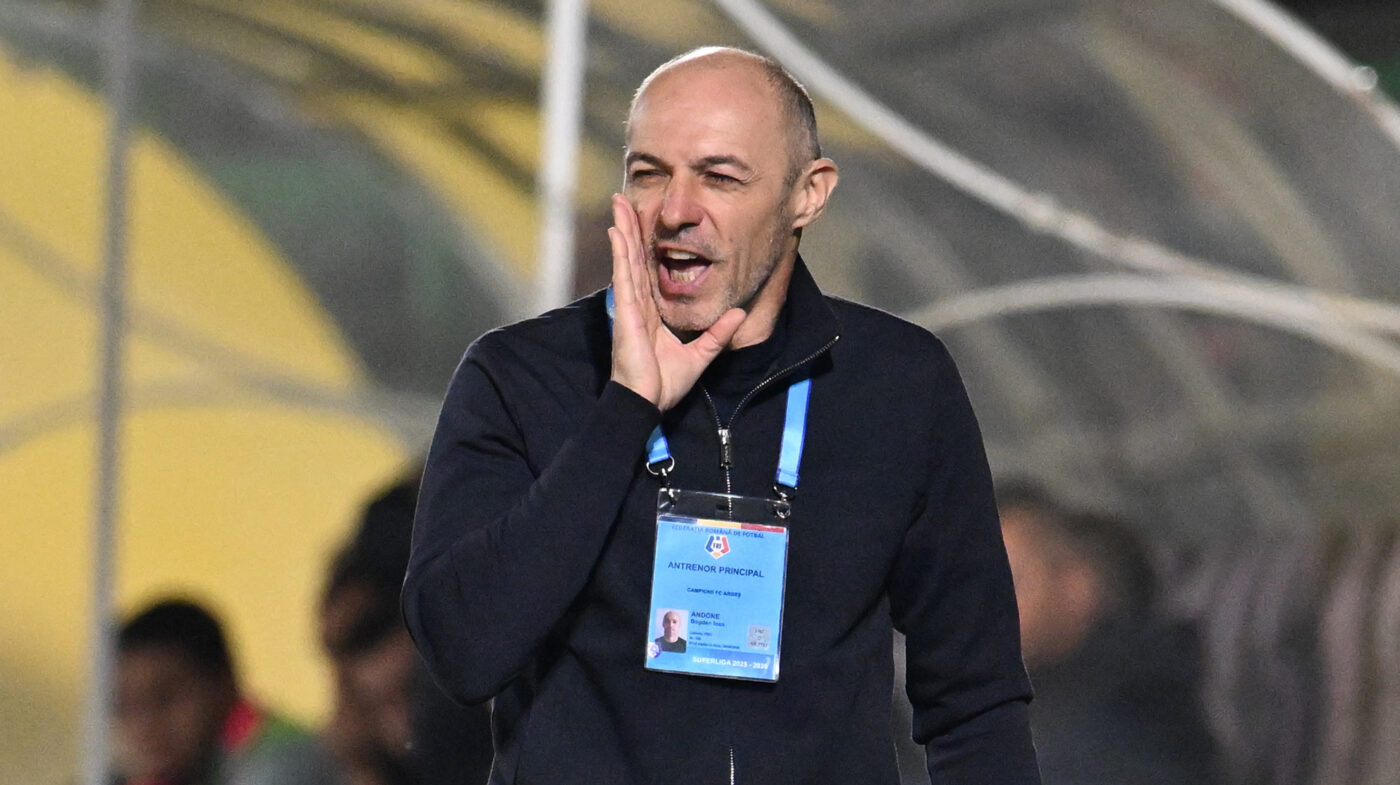 DECLARAȚII Bogdan Andone şi-a pus fotbaliştii la zid: „Să se prezinte la meciul din cupă, dar nu ca azi!”