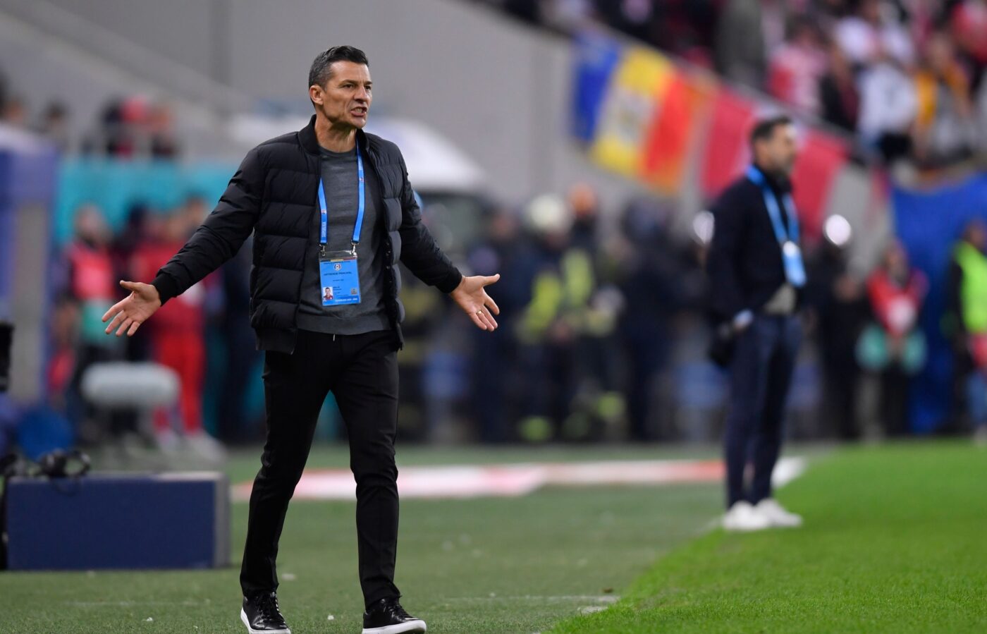 Costel Gâlcă, aproape să demisioneze de la Rapid! E în conflict deschis cu un membru al staff-ului