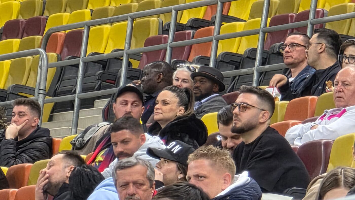 Surpriză uriaşă! Apariția neaşteptată a fostului atacant de la Rapid la meciul FCSB – Petrolul