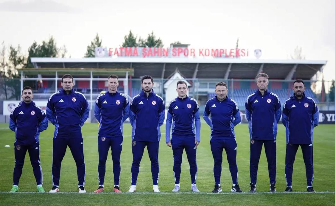 Bașkanul lui Gaziantep i-a spus clar, în față, lui Mirel Rădoi când va fi dat afară: „Poți fi DEMIS, dacă se întâmplă asta!”