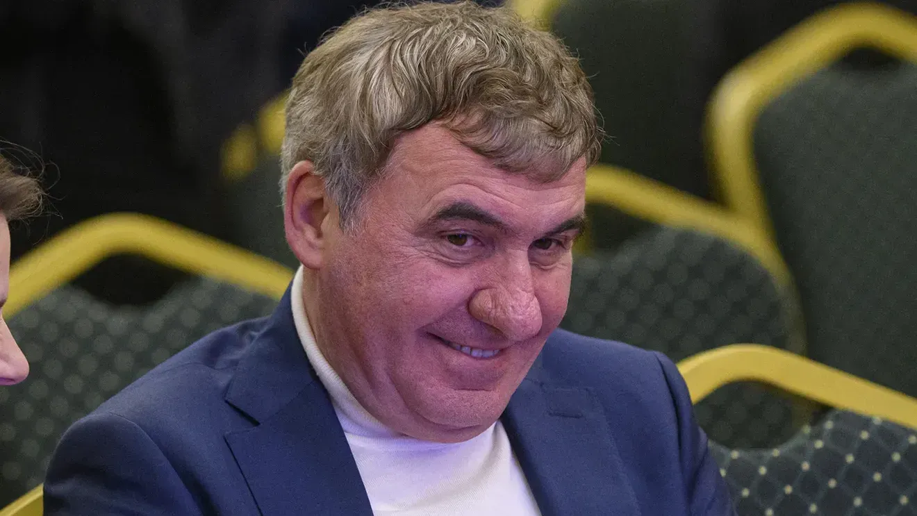 Gică Hagi a început munca în forță! Trei ore cu Stoichiță şi selecționerii