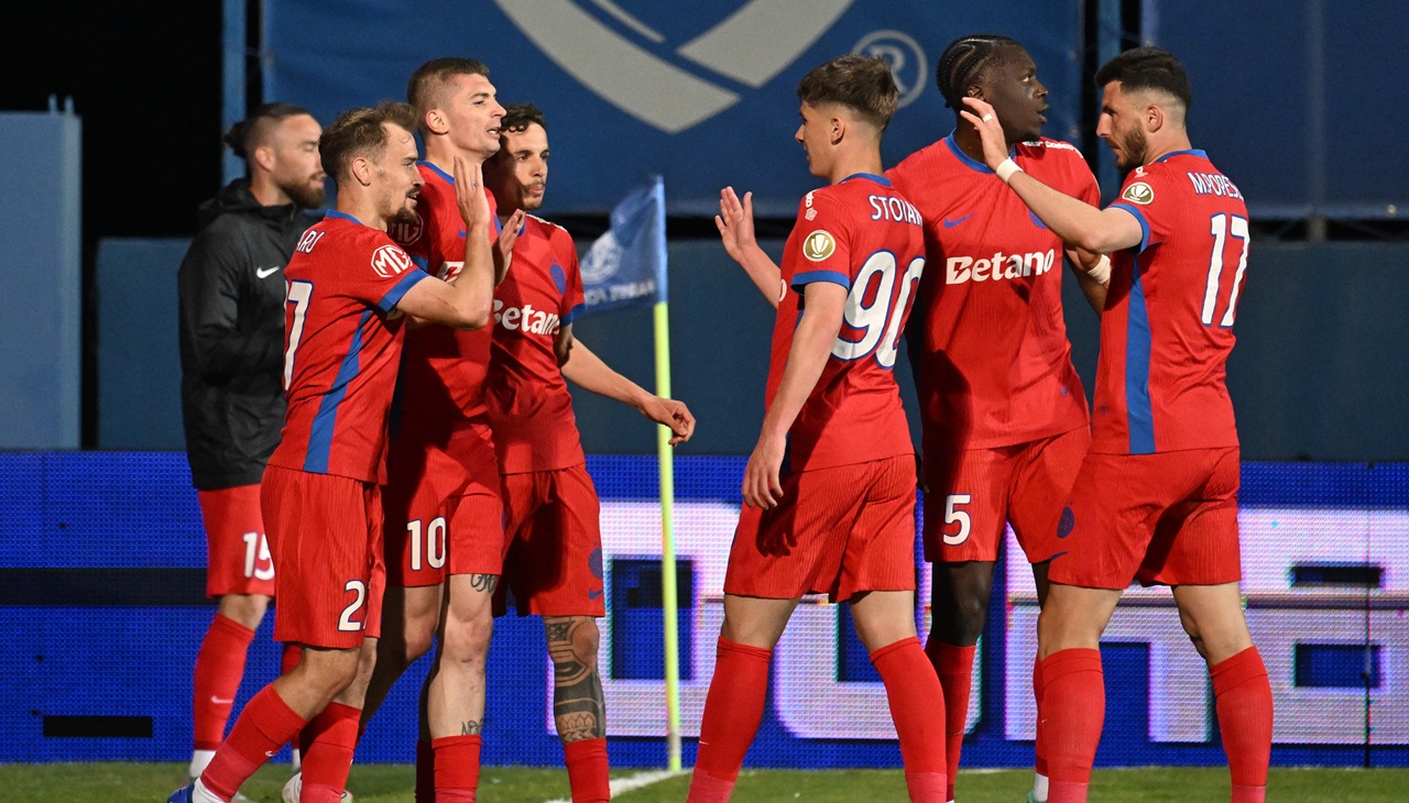 DECLARAȚII Gigi Becali a dezvăluit fotbalistul FCSB care se apropie de Ronaldo: „Mi-a zis Mirel Rădoi în ultima zi”
