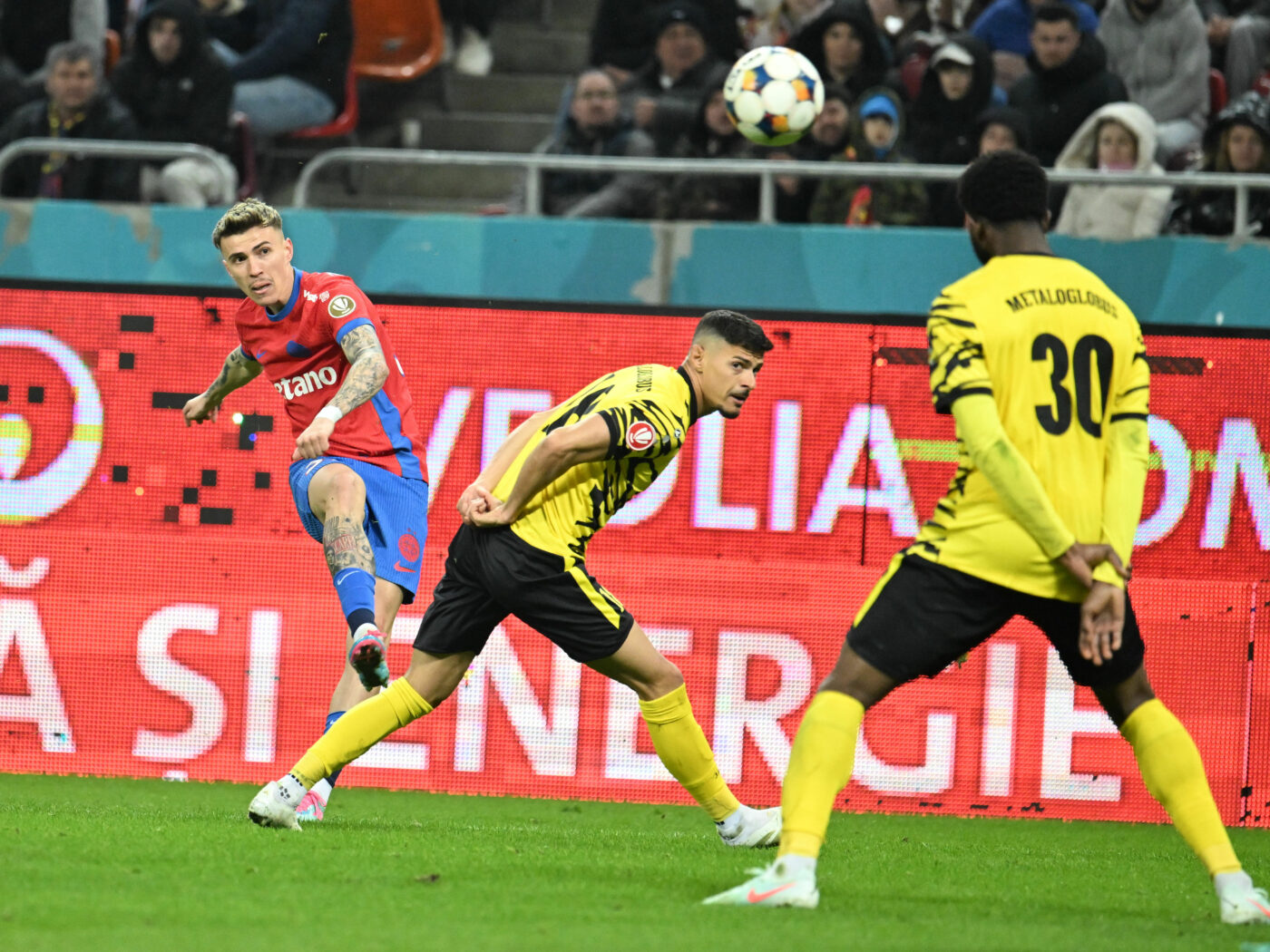 I-a cerut fotbalistului direct: „Să plece de la FCSB. Se face de 10 milioane de euro”