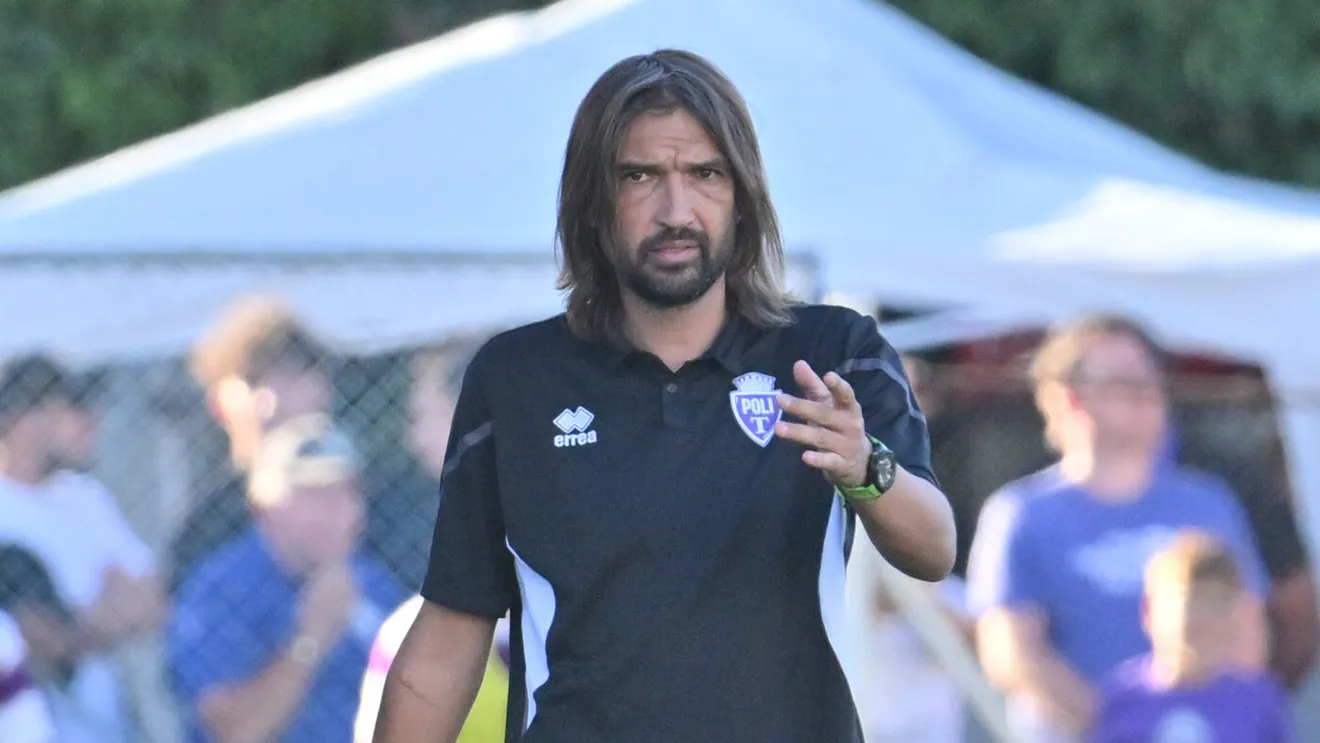 Imagini neverosimile: Dan Alexa s-a luat la pumni cu un fotbalist al adversarei!